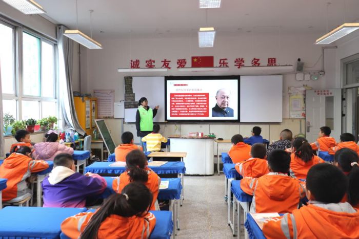 "Ȥ֪��ͯ�ģ����ƻ�ͯ��"��ɽ��ʦ����ѧ"����"����־Ը��Э��Я־Ը�߿�չ���ʵ���