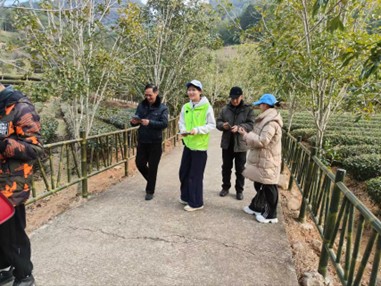 ��¢�ഺ��������ѧ��������񽽲�á�Ҷ����¡�