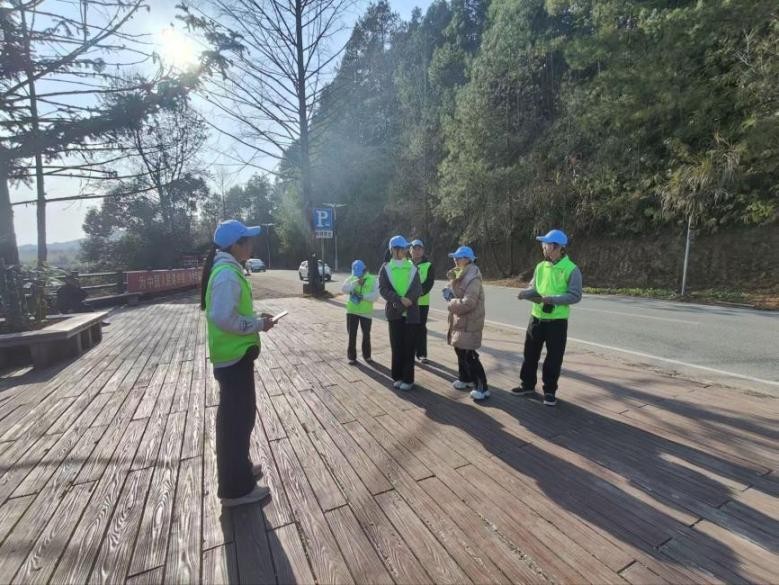 �ഺ̤��ɽ ��ѧ������