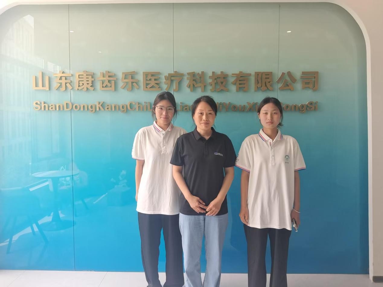 ҽѧԺְҵ��Ӱ��̸�Ųι��ĳǿ����֣��ٽ�ְҵרҵ������