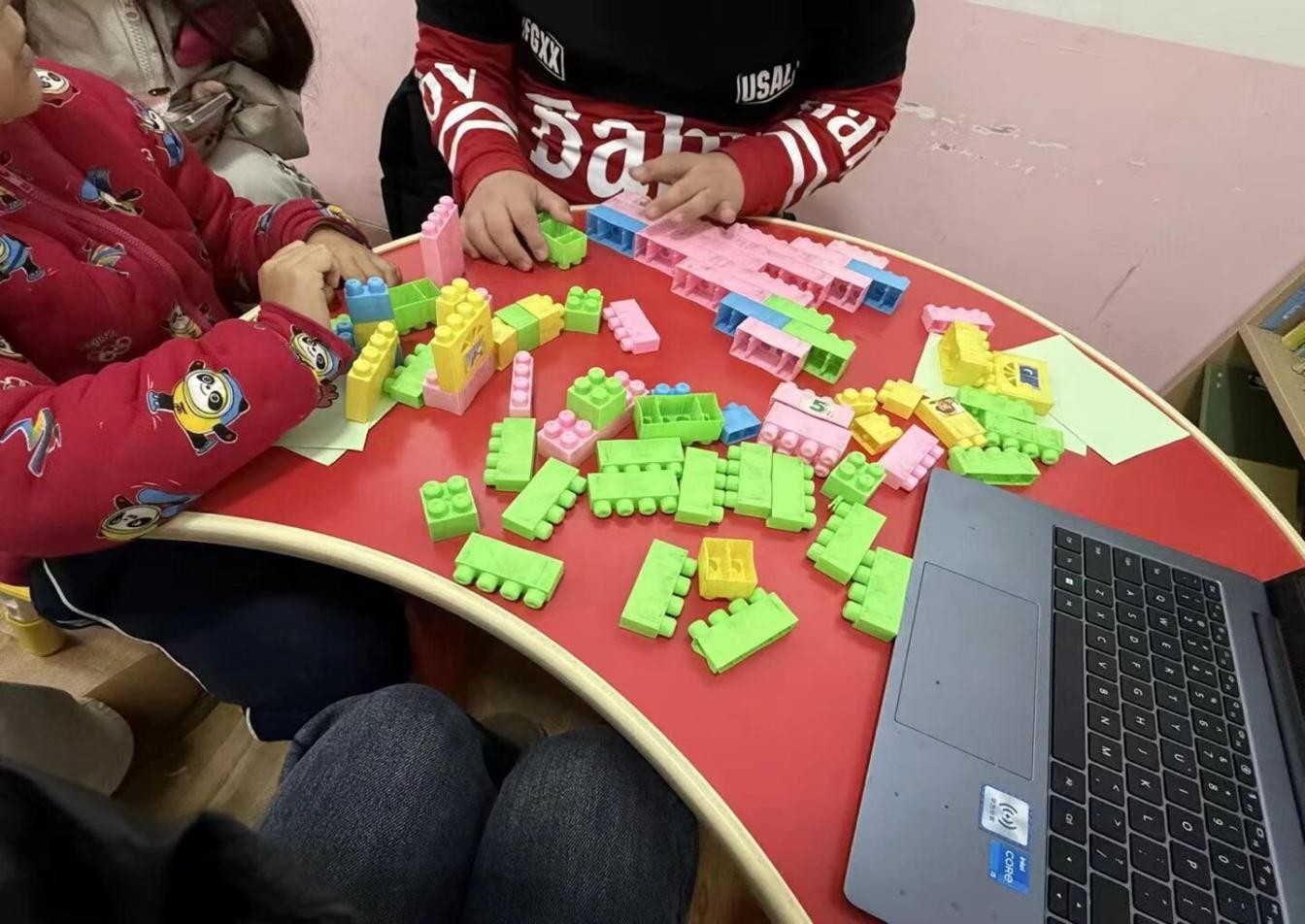 ����ʧ��֢���γ�ůͯ�ģ���԰ѧ����������˫������