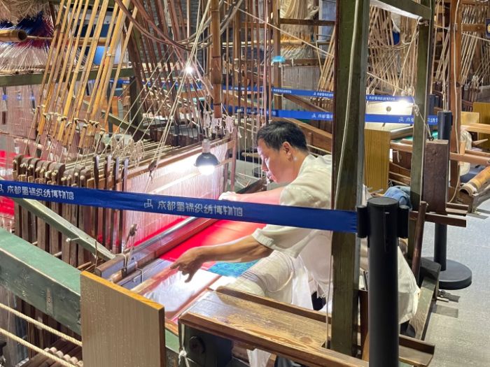 ��֯������������ϣ����ϲƾ�������ѧ��������ʵ���ӶԻ��������