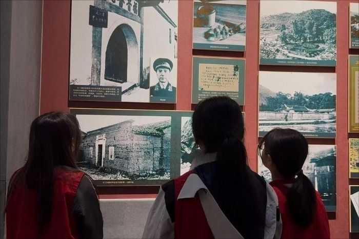 ��AI��᪻� ���ǻ�������	����������ҽҩ��ѧ����ѧ�Ӹ���ʵ��