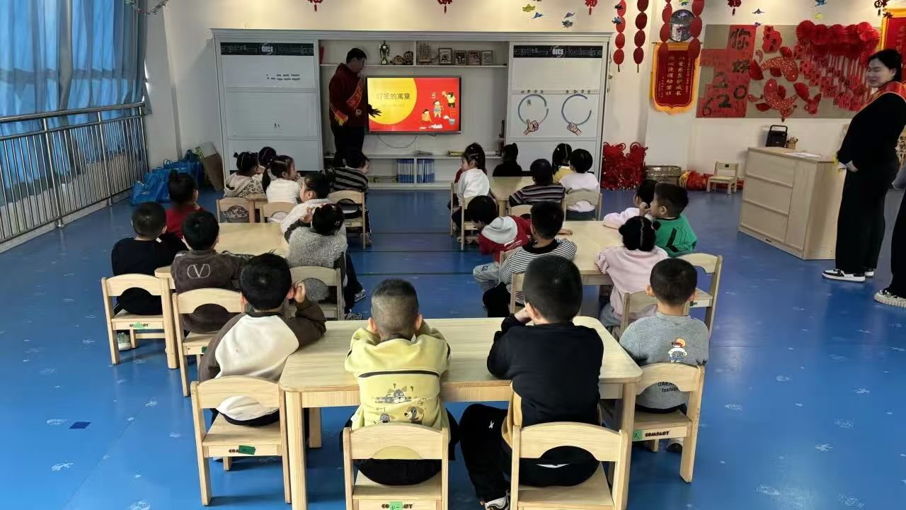 �ĳǴ�ѧ��ѧ����ѧԺ��˿��־Ը����ӡ������Ĺ��¡������ֻ��ӭ�ѽڡ�־Ը����