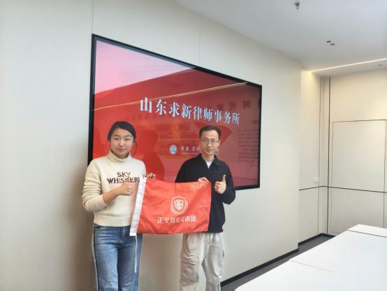 ��ʵ֤̽���������ഺ������ ���� ������ߵ�����������������ƶ�˾��ʵ������