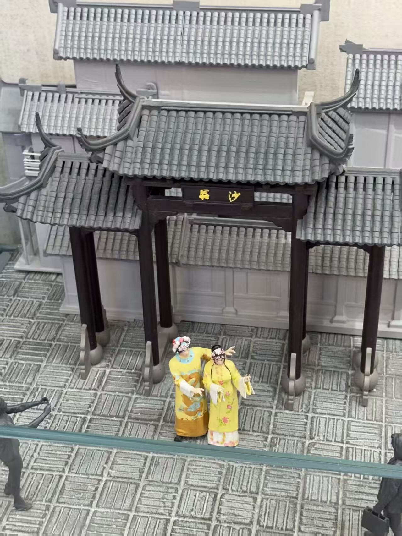 ̽�á������������Ŷӣ��Զ�ѧ��Эͬ̽�������Ļ�������·��