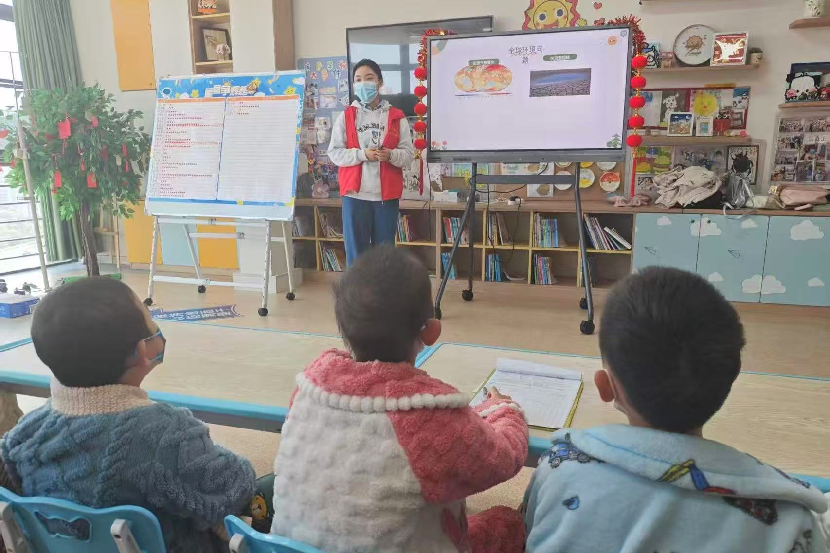 ����ů������ͯ�İ�ɳ����������ƾ���ѧ�幤Э���ͯҽԺ��������־Ը����