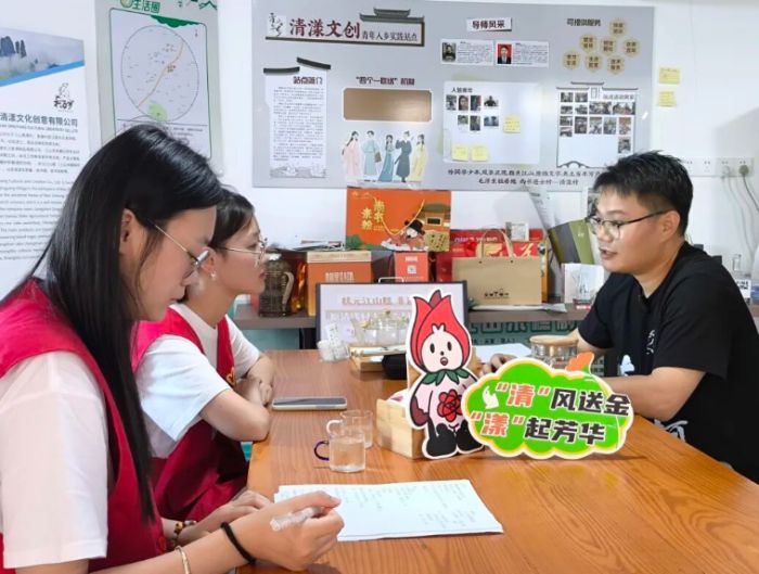 ���ܹ����У������׸�����գ�90 �������������·