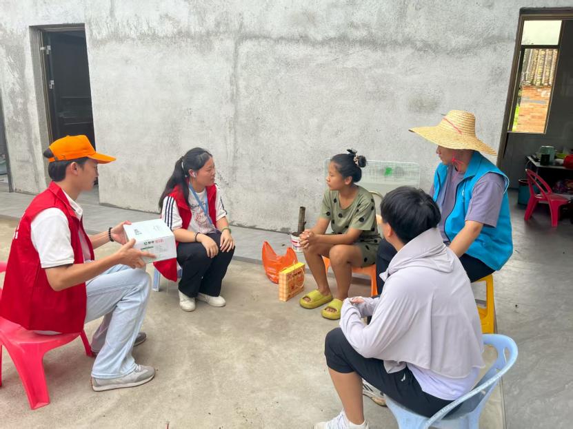 �ഺ������������Ұ����������·ְҵ����ѧԺ�������·硱ͻ����