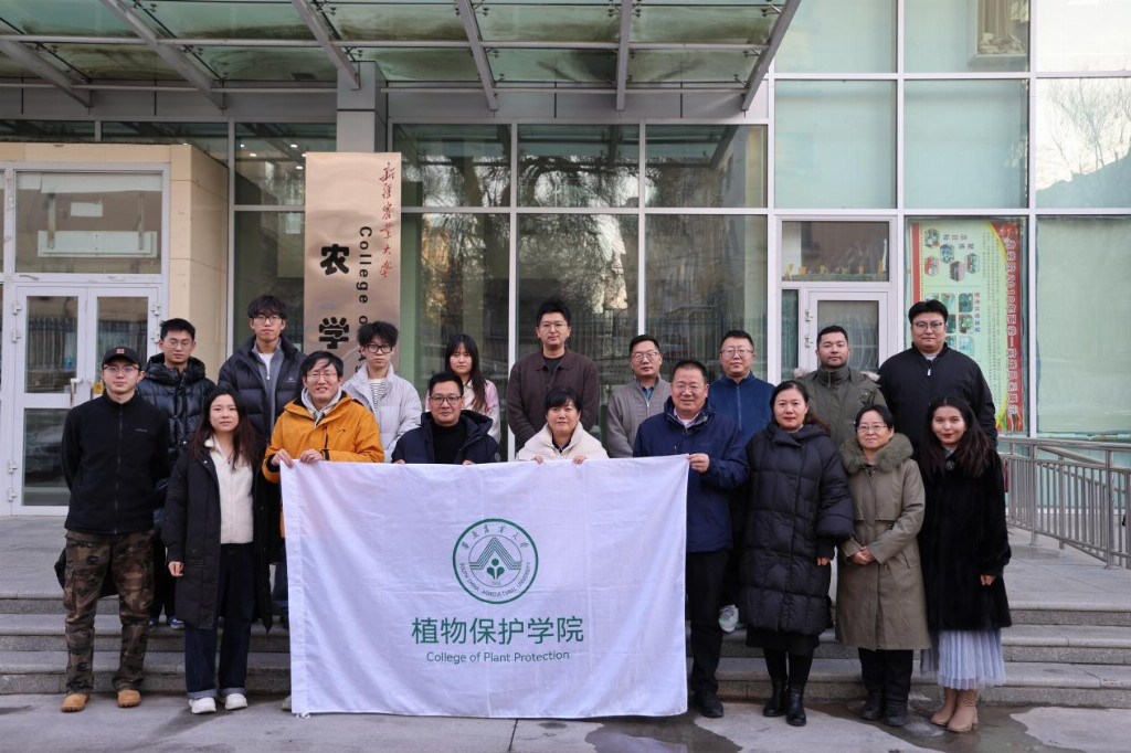 �����츳�ܱ߽��̣�����ũ��ֲ��ѧԺ��������У��Э����·��