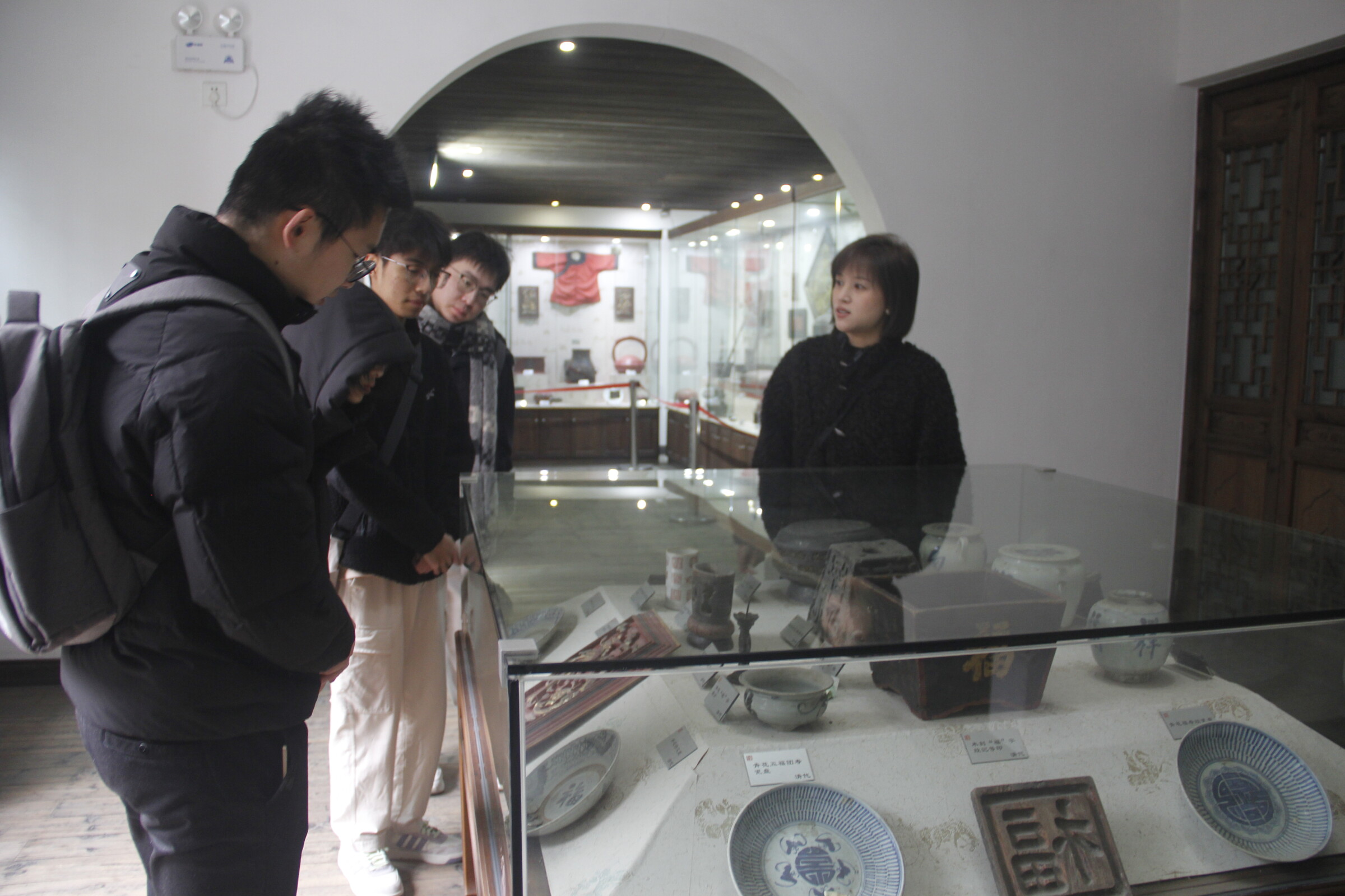 �ػ��Ļ����� ̽Ѱ�Ļ��Ų�������·��������ũ�ִ�ѧ��ͨ����ľ����ѧԺ�о�����ʵ���Ӹ���������������԰���ʯɽ��ַ�����ѧϰ����