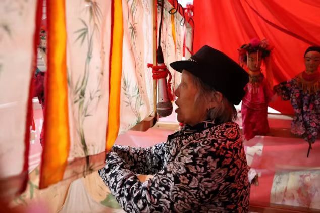 ����ʦ����ѧ�Ŷ������ƽ���з�����ͷľżϷ ̽���Ļ�������·��