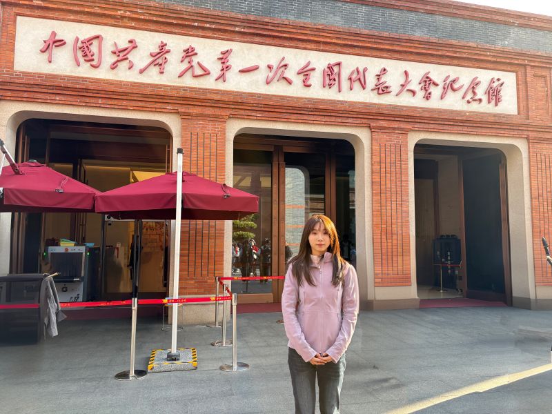 �Ͼ�ʦ����ѧ�����ǡ�־Ը�ţ�׷Ѱ��ɫ�㼣����������֮��