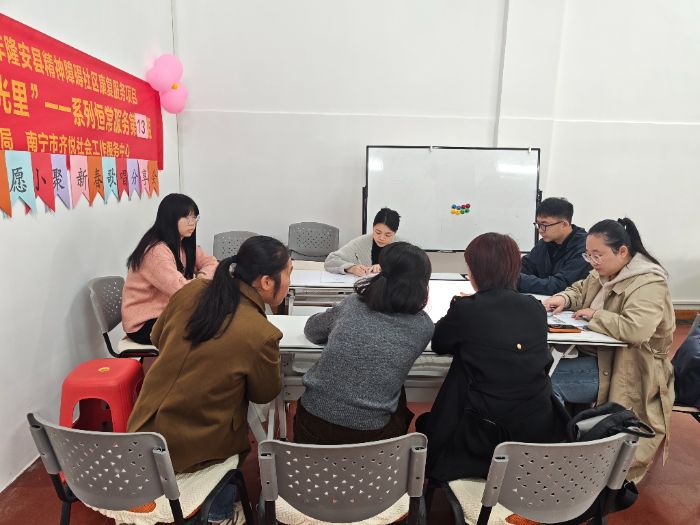 ������¡��̽�������ഺ�Ų������顪������ʦ����ѧͬ�Ĺ����ŶӺ���ʵ���Բ������