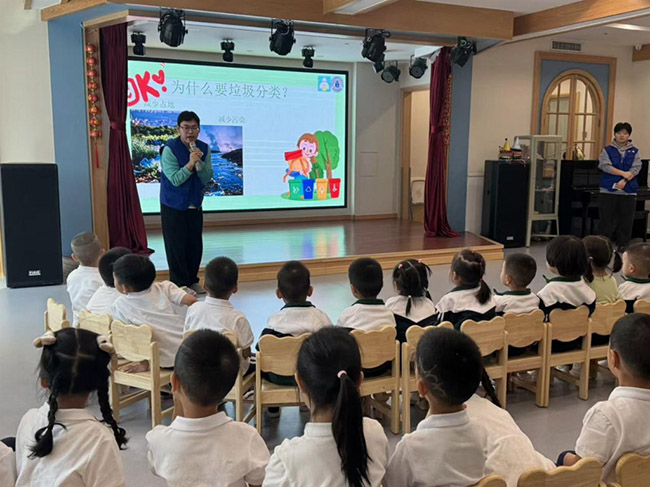 �ĵ�ȼ��ө�� ͯ�ġ��š��У�������������ѿ��ө�������³̣�