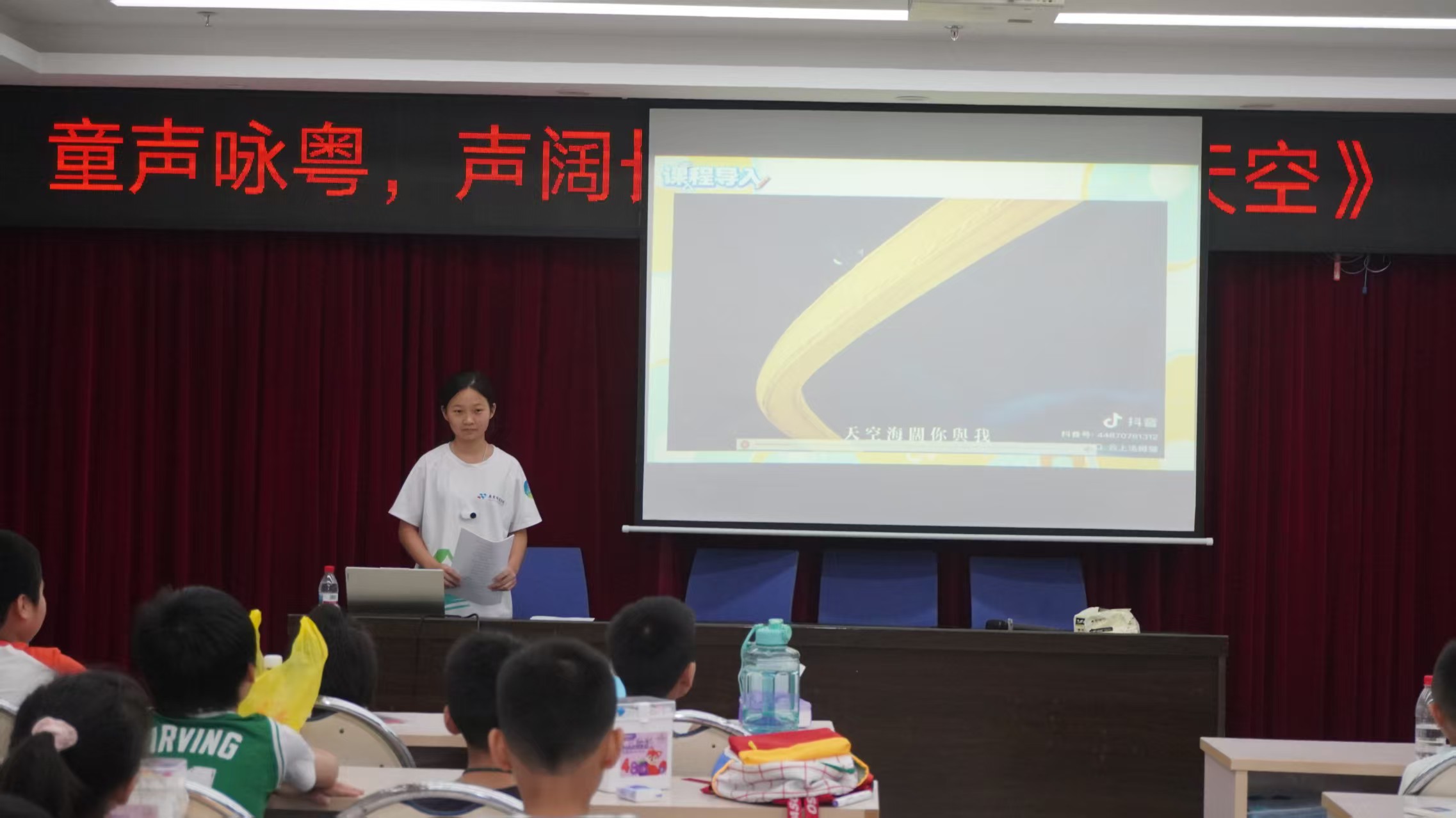 �̳���������������������룬��֧��Уͻ������С�����ա�����������