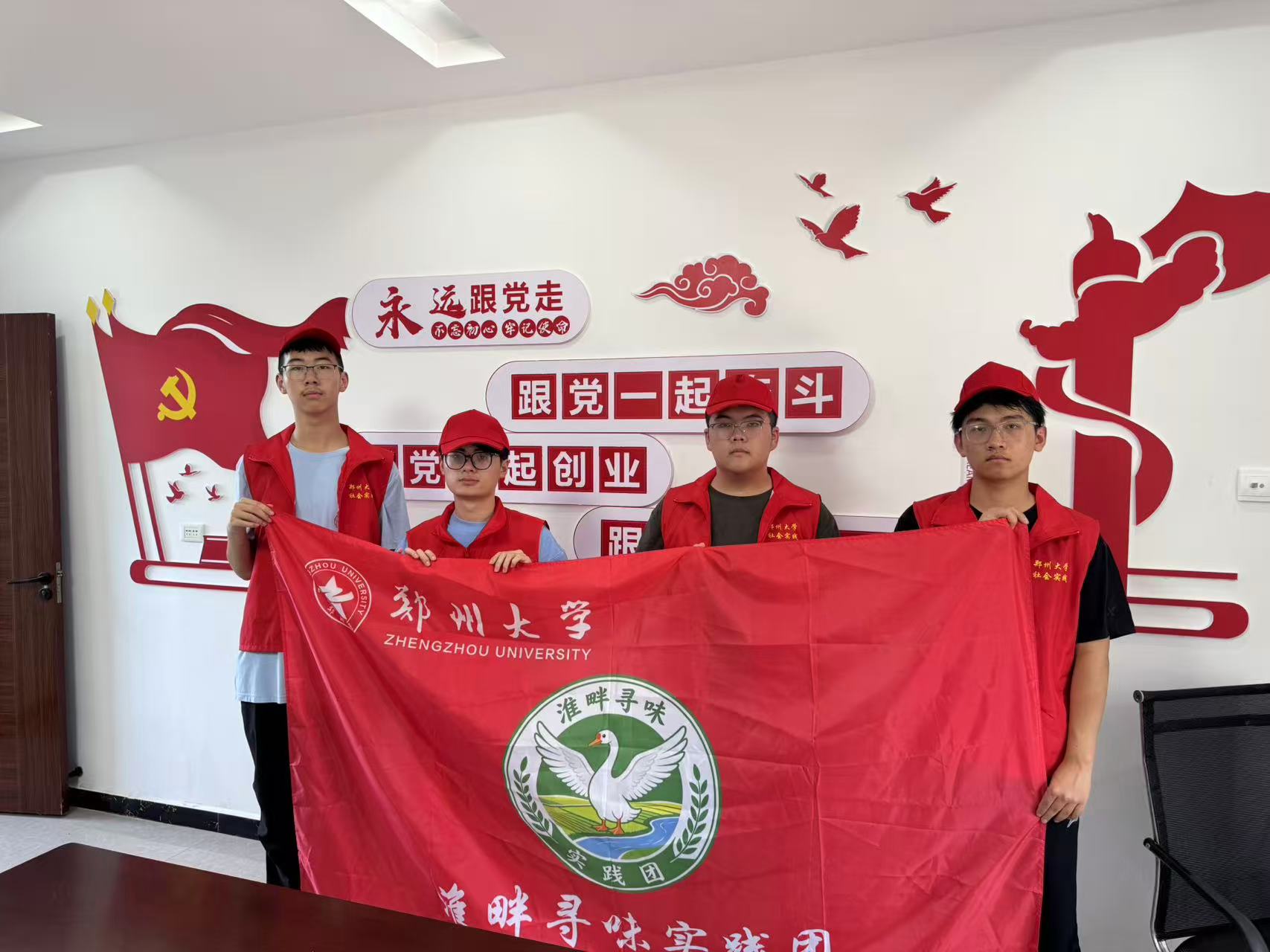 "����Ʈ�ĺ������縻·��"  ������ʼ����ҵ�����������ʵ������