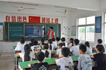 ������ɫС���£�н���ഫ�����