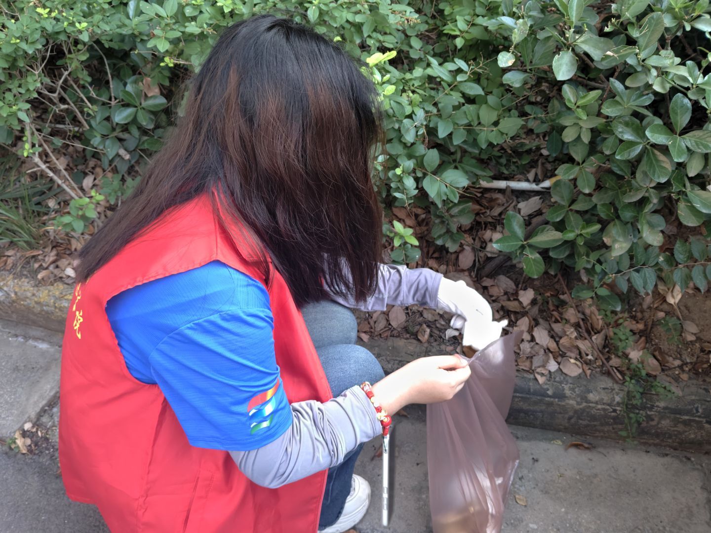 ��ɫ���굣ʹ������̲���ۼ����ġ������ϳǽ�ѧԺ������ѧ�빤��ѧԺ��չ�׹�������������������ж�