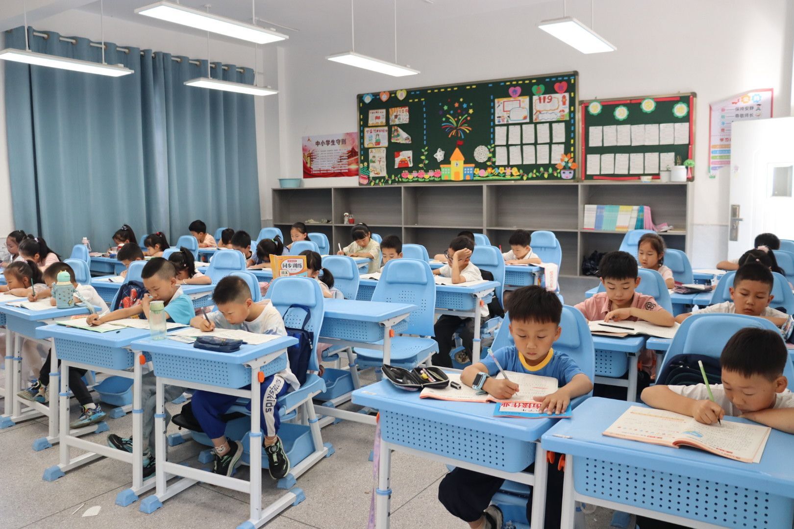 �ȣ��У��츰��ũ�ܴ�ź���ҽ����ͯ�ģ�ͬ�ļ����������Ⱥ��������ʵ����2026�������ʵ
