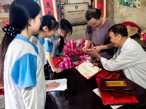 ����Ϊ�Ŵ����� �ߴ��뻧������ ���������ѧԺ���������롯��ů���㣬�����л�������������������ż�