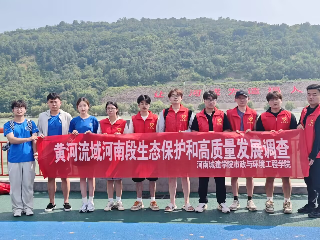 ¥������������������ ʵ�������ػ�����ƽ������ѭ�ζ��С�ʵ���Ŷ�벢���������ù�����������������Ч
