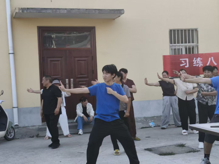 ���������˶ν� �ഺ�ػ�Ϧ���졪��������ѧ�빤��ѧԺ�������߽���������ׯѧУ