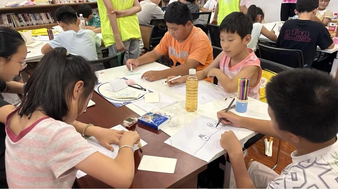 孩子们手绘乡土文化地图