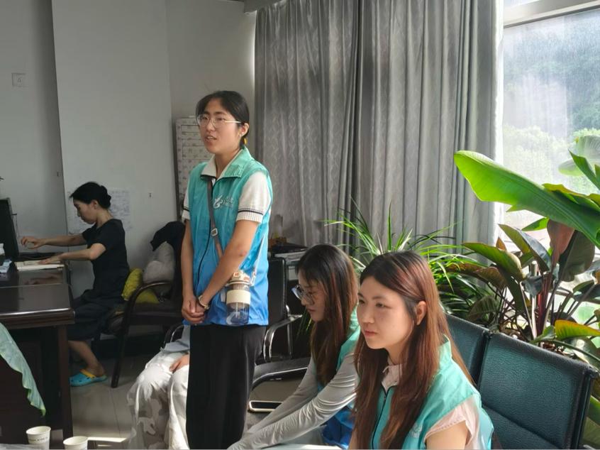 ΢���۷���棬�ֲ���ջ���ҡ��� ΢��ɾ�ʵ���ӿ�չȫ��Ⱥ��˲�����ϵ�п���ʵ��