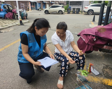 图 8:社区街巷一对一记录老年人数字使用难题