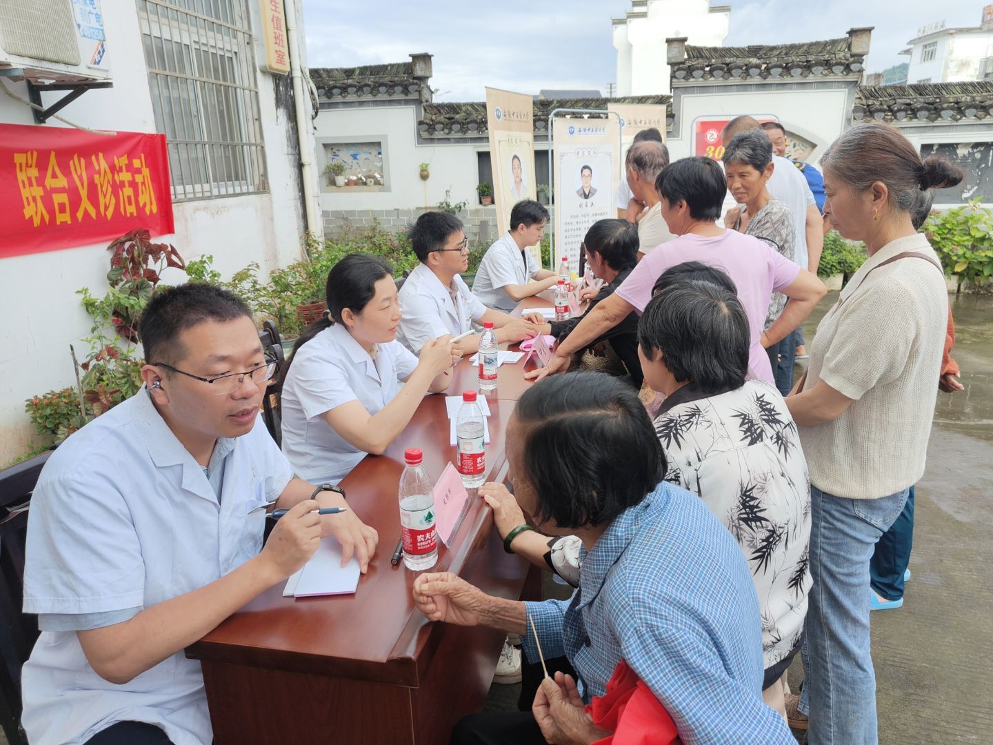 �뻧�����ͽ�������������ů��Ұ