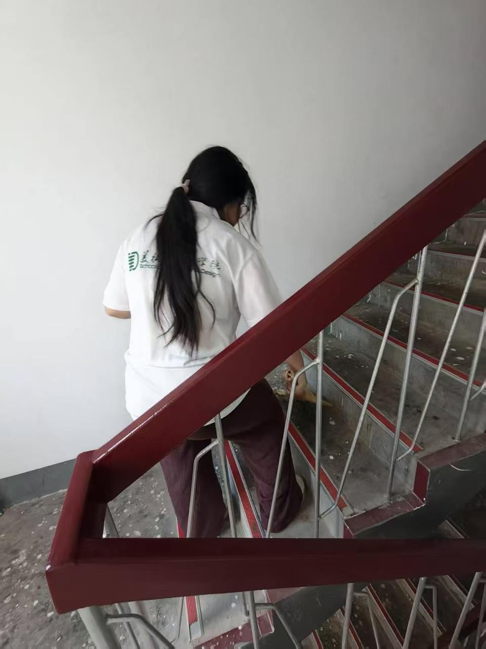 ��ѧ���߽���˺�������չ��������־Ը���񹲽������˾Ӽ�԰