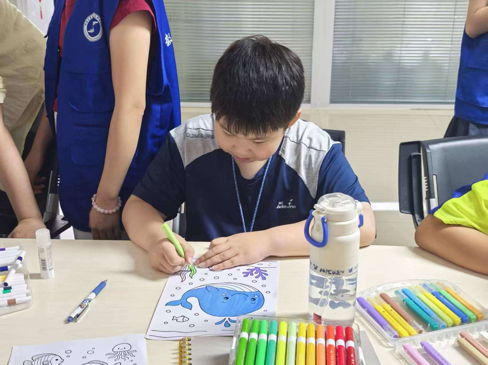 ͼ3Ϊ������ͯ���뺣�������ֻ洴���ֳ���