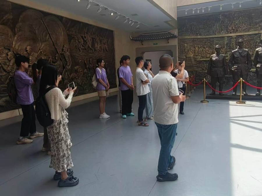 ���굳Ա�Ǹ��潲��Ա���³�����ʷ
