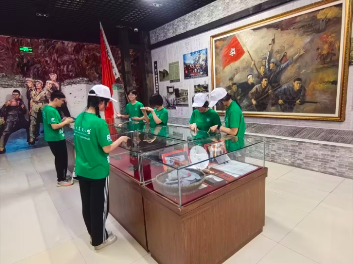 �к����ؽ��ģ����ഺ�����������Ͼ�ũҵ��ѧѧ��̽Ѱ�������