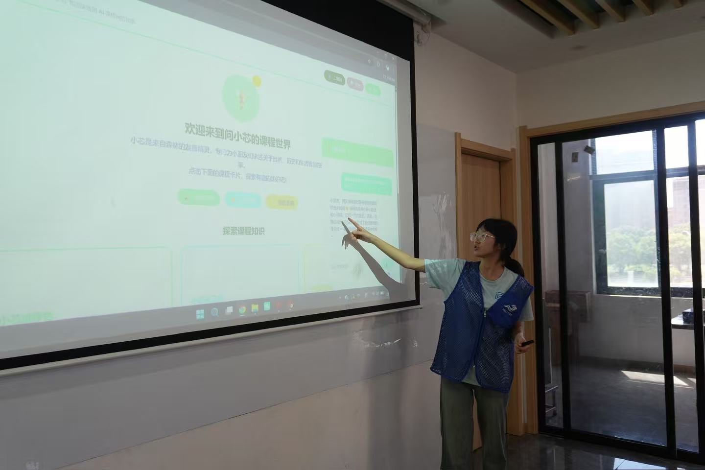 ε��̽��������̲Ϳ������о�����Ρ���ѿ����ʵ����˫�β��п�չ������̬���ս�ѧ