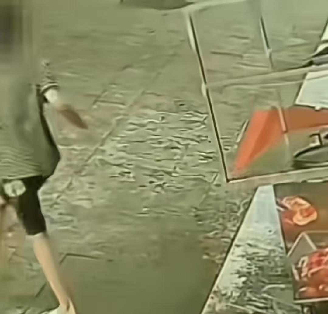 �к������Ƶ�С��̯������Ƥ��Ϊ����ļҽ�ȱʧ