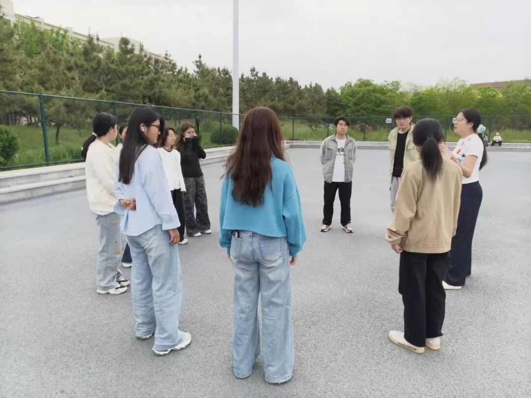 �����뻷��ѧԺ�ٰ조���ľۺ��� Э���ٳɳ����������帨���